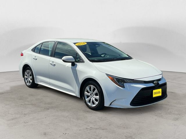 Certified 2024 Toyota Corolla LE FWD image 3