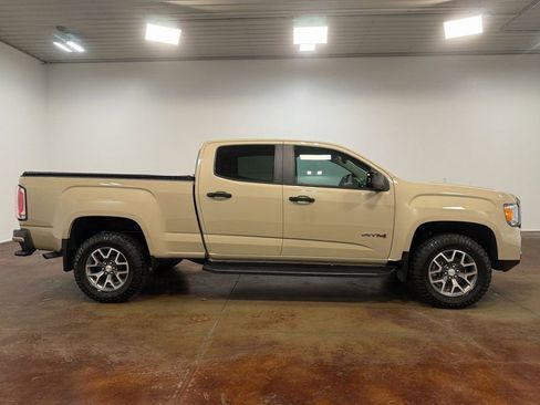 Used 2022 GMC Canyon AT4 image 23