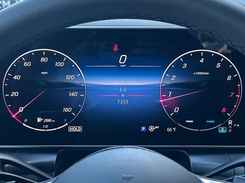 Certified 2025 Mercedes-Benz GLC 300 4MATIC image 17