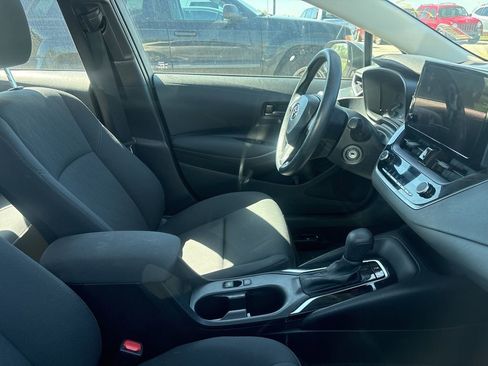 Used 2023 Toyota Corolla LE FWD image 25