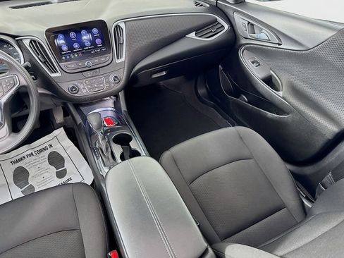 Used 2023 Chevrolet Malibu LT image 30