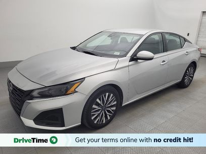 Used 2023 Nissan Altima 2.5 SV