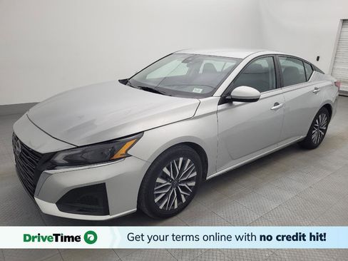 Used 2023 Nissan Altima 2.5 SV image 1
