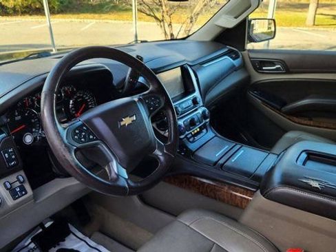 Used 2015 Chevrolet Tahoe LTZ image 9