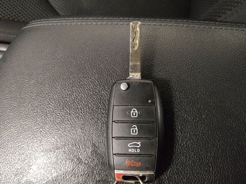 Used 2019 Kia Optima LX FWD image 32