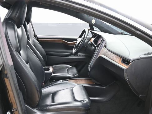 Used 2021 Tesla Model X Long Range image 44