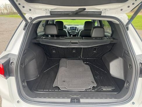 Used 2024 Chevrolet Equinox Premier AWD/4WD image 19