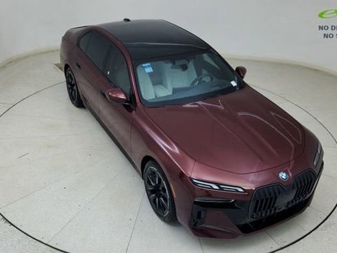 Used 2024 BMW i7 eDrive50 w/ M Sport Package RWD image 77