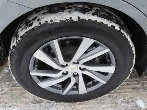 Used 2023 Chevrolet Equinox LT image 13