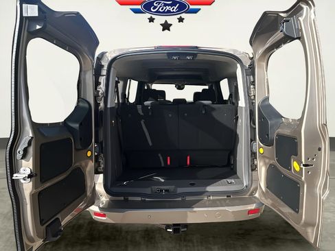 Used 2020 Ford Transit Connect XLT image 27