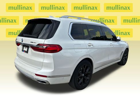 Used 2021 BMW X7 xDrive40i w/ Executive Package AWD/4WD image 2