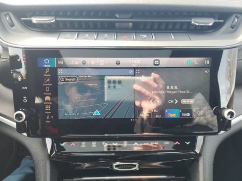 New 2026 Jeep Grand Cherokee L 4WD image 2