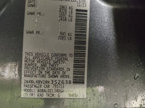 Used 2024 Nissan Altima 2.5 S image 33