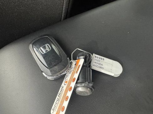 Used 2025 Honda Accord SE image 3