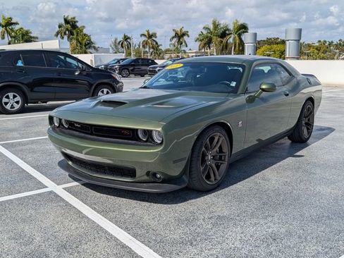 Used 2022 Dodge Challenger R/T Scat Pack w/ Dynamics Package image 3