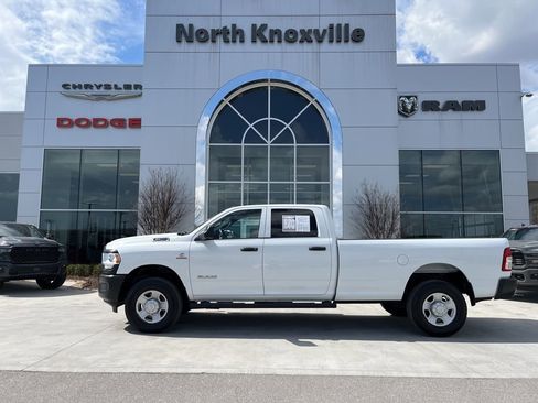 Used 2022 RAM 3500 Tradesman image 2