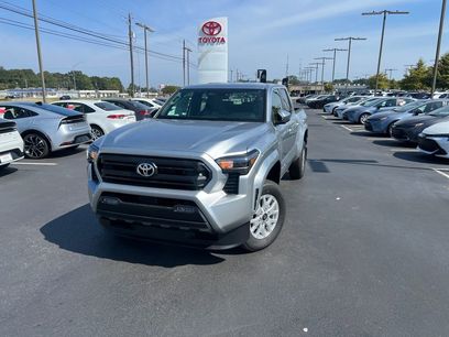 New 2025 Toyota Tacoma SR5