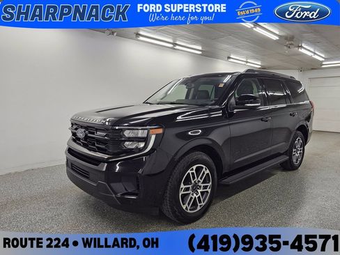 Used 2025 Ford Expedition Active AWD/4WD image 1