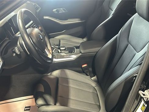 Used 2021 BMW 330i Sedan w/ Parking Assistance Package image 25