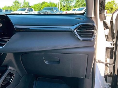 Used 2025 Chevrolet TrailBlazer LT AWD/4WD image 26