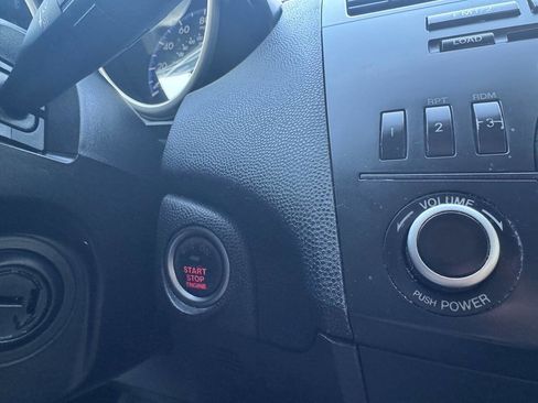 Used 2013 MAZDA MAZDA3 i Touring image 26