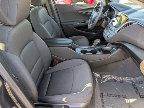 Used 2023 Chevrolet Malibu LT image 27
