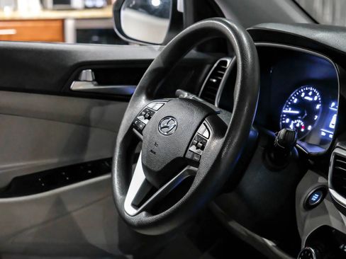 Used 2019 Hyundai Tucson Value FWD image 20