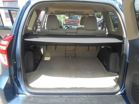 Used 2012 Toyota RAV4 4WD w/ Upgrade Value Pkg image 17