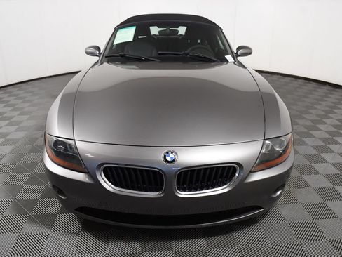 Used 2003 BMW Z4 2.5i RWD image 10