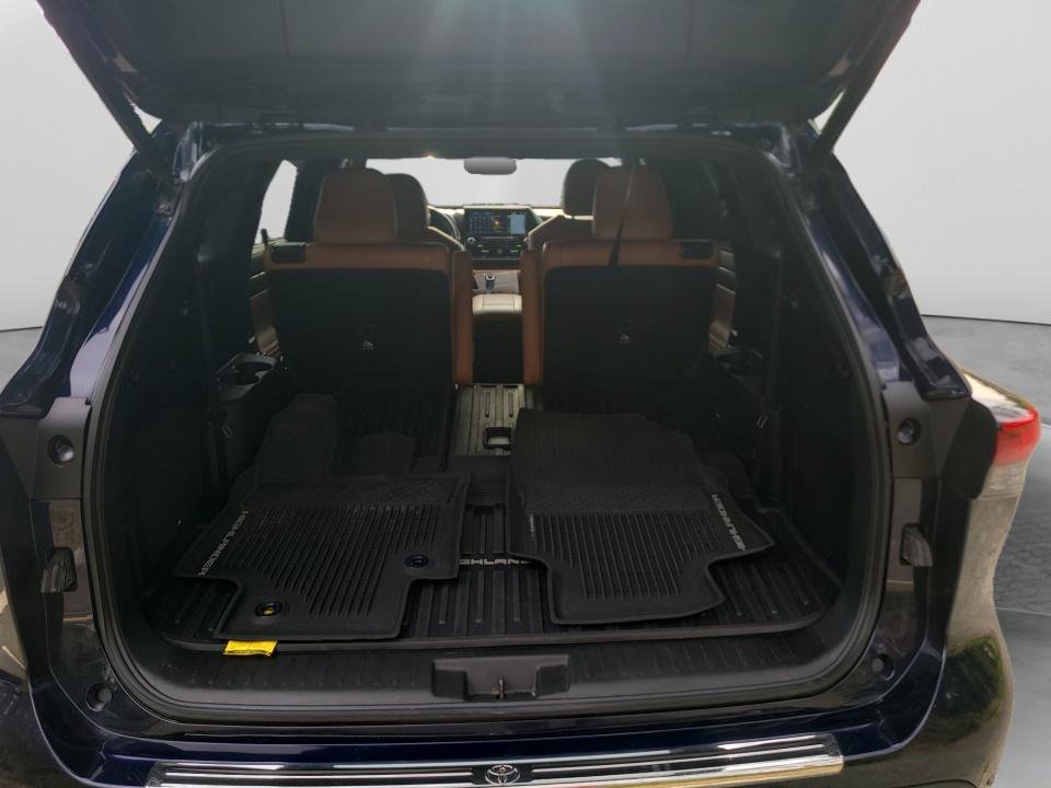 Used 2021 Toyota Highlander Platinum AWD/4WD image 15