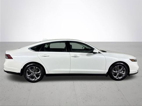 Used 2023 Honda Accord EX-L image 6