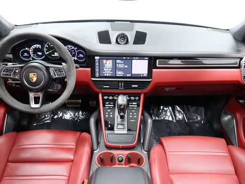 Used 2021 Porsche Cayenne Turbo S AWD/4WD image 55