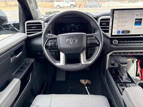 Used 2024 Toyota Tundra Limited image 20