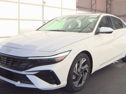 Certified 2025 Hyundai Elantra SEL