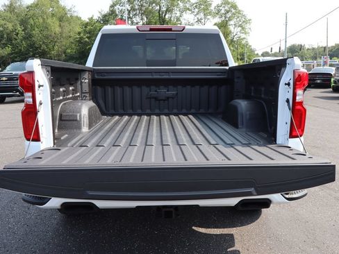 New 2026 Chevrolet Silverado 1500 RST w/ Redline Edition AWD/4WD image 30