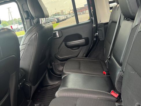 Used 2020 Jeep Wrangler Unlimited Sport AWD/4WD image 9