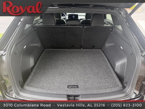 Certified 2026 Volkswagen Atlas Cross Sport SEL Premium R-Line AWD/4WD image 11