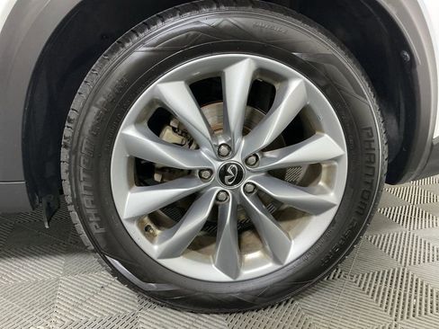 Used 2019 INFINITI QX50 Pure image 8