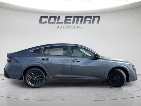 New 2026 Nissan Sentra SV image 6