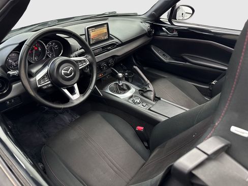 Used 2016 MAZDA MX-5 Miata Club RWD image 30
