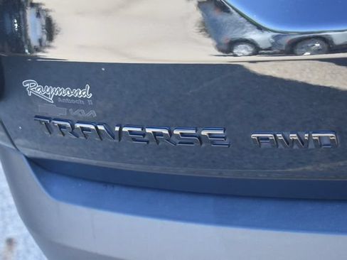 Used 2023 Chevrolet Traverse LT w/ Midnight/Sport Edition AWD/4WD image 13