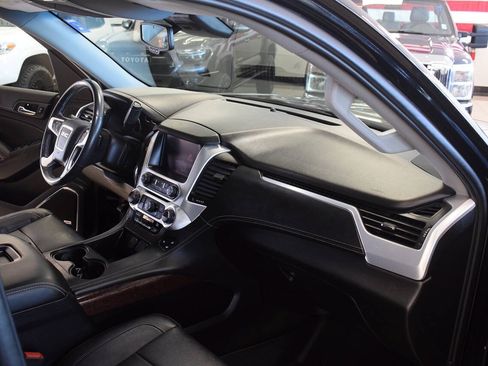 Used 2018 GMC Yukon XL SLT AWD/4WD image 44