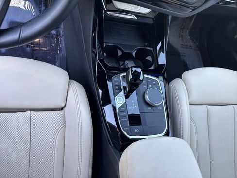 Used 2024 BMW X3 sDrive30i w/ Premium Package RWD image 24