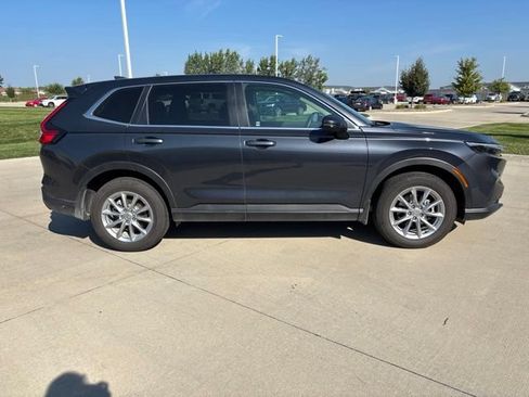 Used 2026 Honda CR-V EX image 5