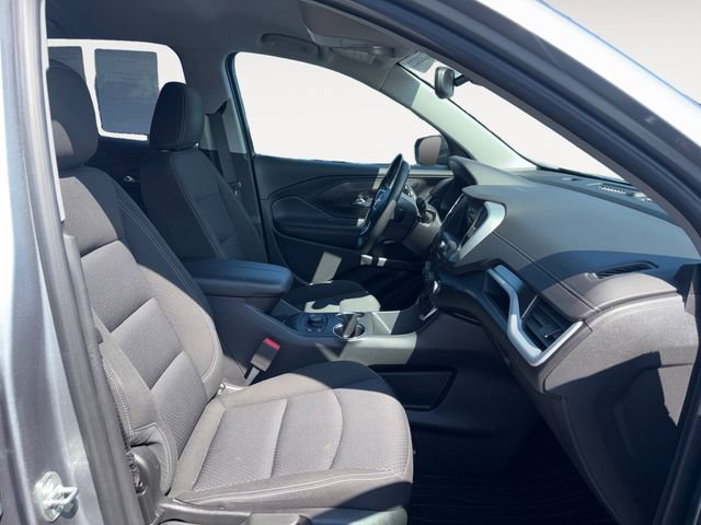 Used 2023 GMC Terrain SLE w/ Driver Convenience Package FWD image 15