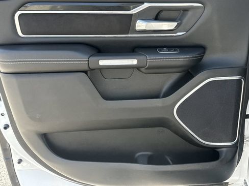 Used 2021 RAM 1500 Laramie w/ Sport Appearance Package AWD/4WD image 21