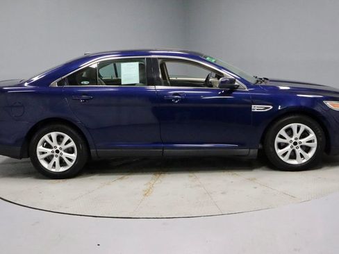 Used 2011 Ford Taurus SEL w/ 201A Rapid Spec Order Code image 12
