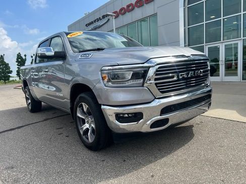 Certified 2023 RAM 1500 Laramie AWD/4WD image 3