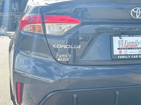 Used 2025 Toyota Corolla SE image 8