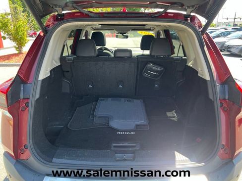 Used 2023 Nissan Rogue SL AWD/4WD image 22